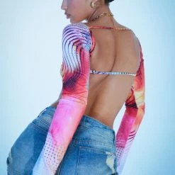 Jaded London Y2K Lips Print Backless Long Sleeve Top 9 Jaded London Y2K Lips Print Backless Long Sleeve Top